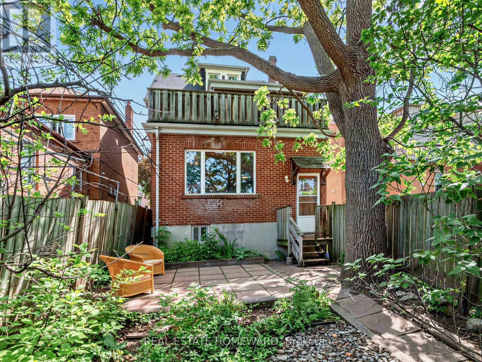 46 WESTMOUNT AVENUE - 40