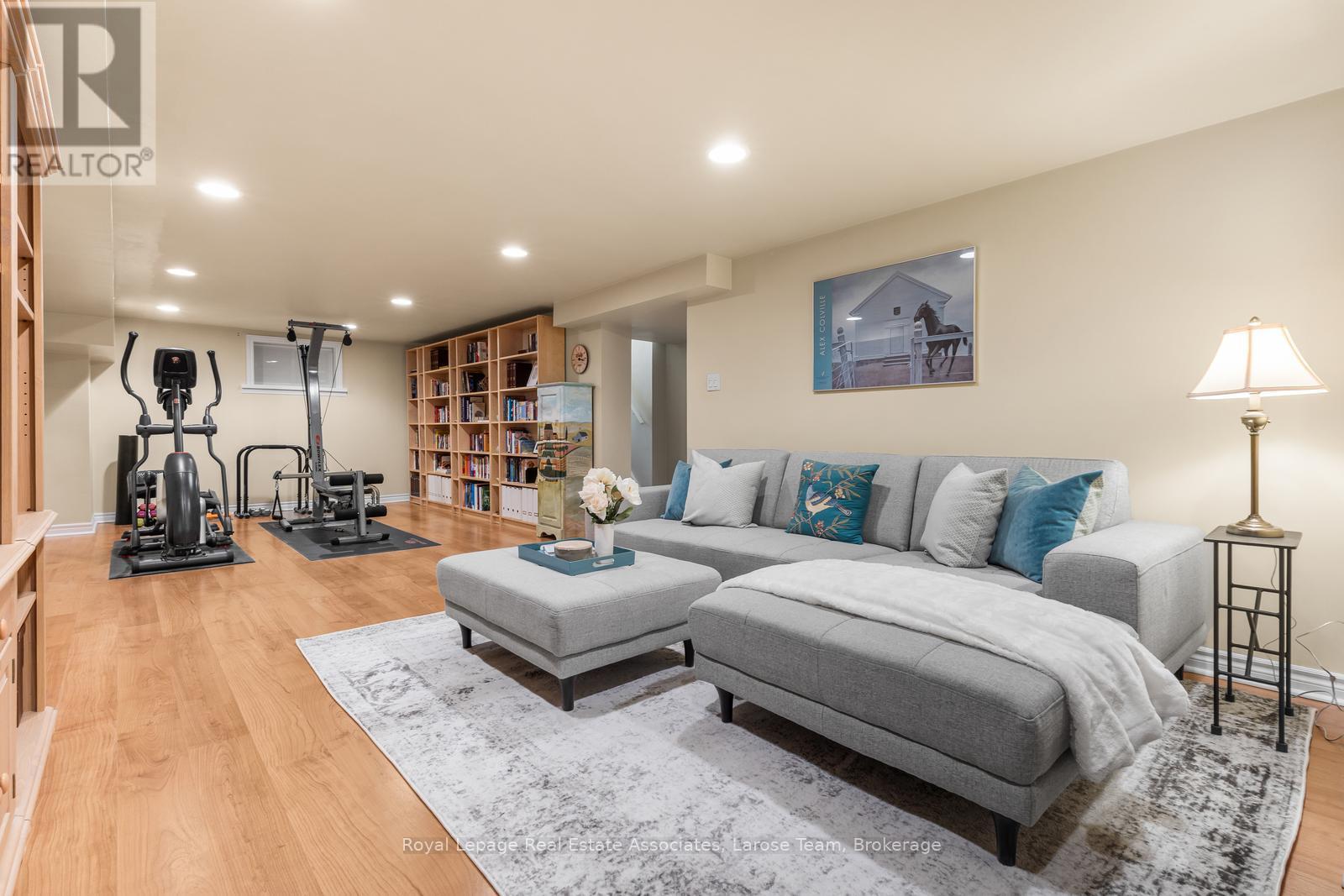 1481 GLENWATSON DRIVE - 31