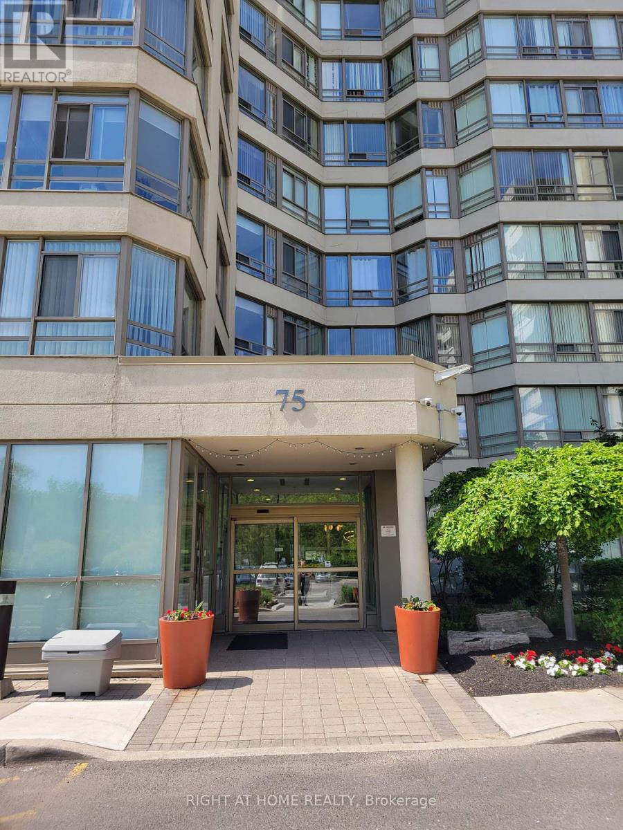 #PH2 75 KING STREET E - 5