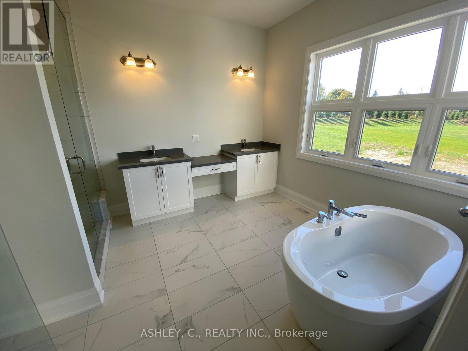 20 CHINABERRY ROAD - 17