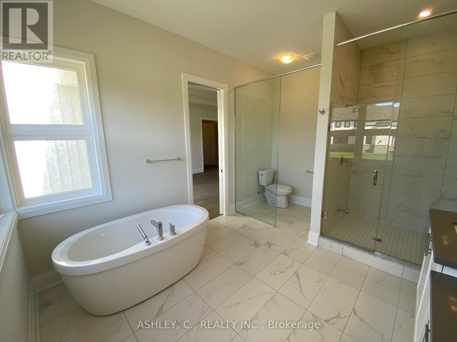 20 CHINABERRY ROAD