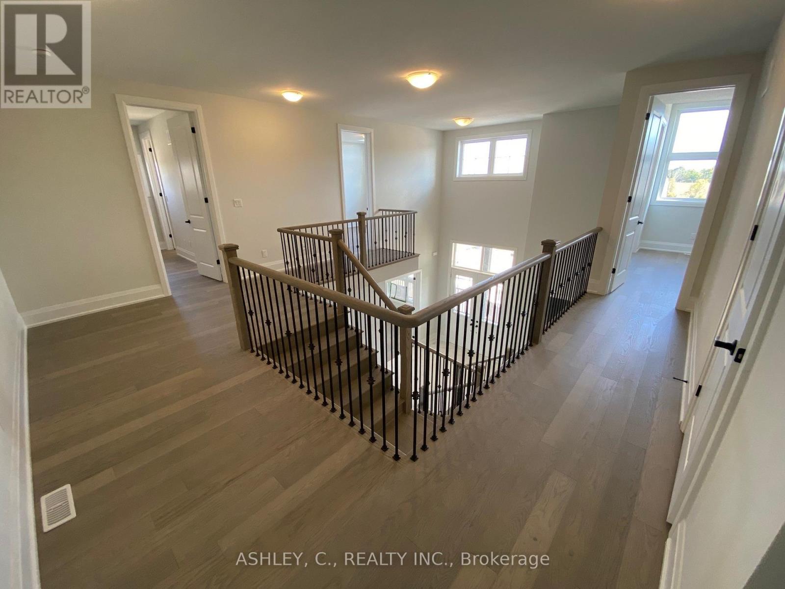 20 CHINABERRY ROAD - 19