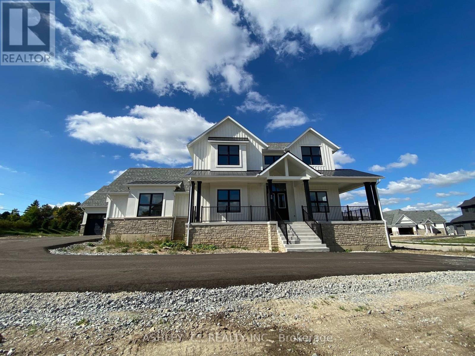 20 CHINABERRY ROAD - 2