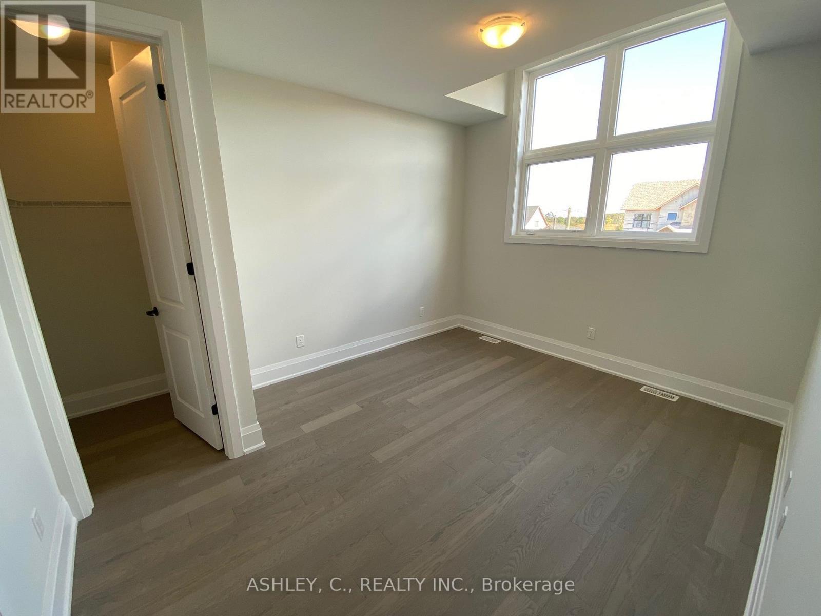 20 CHINABERRY ROAD - 20