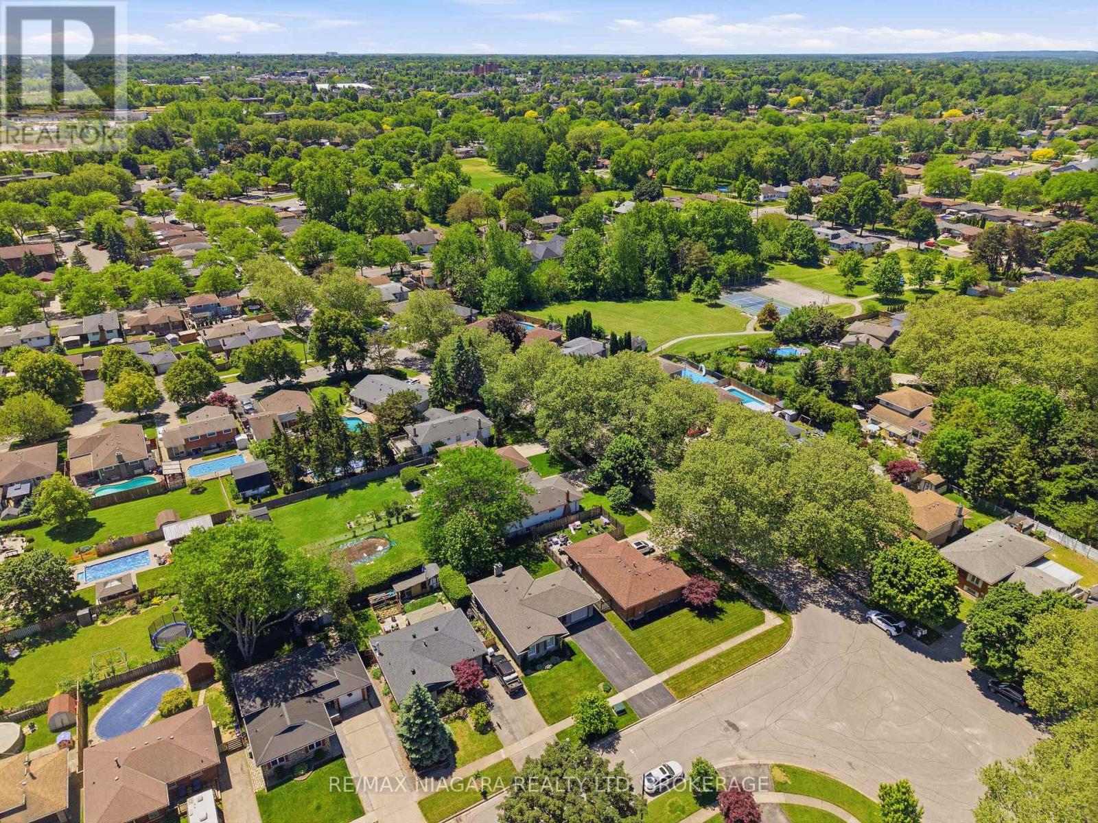 5630 LEVINE STREET - 21