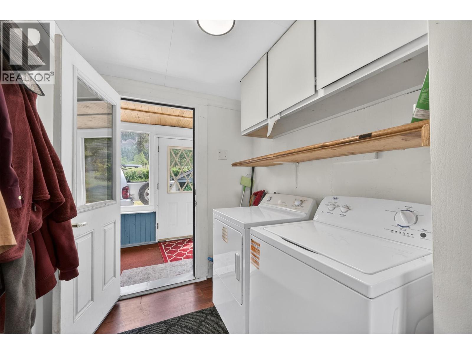 4893 POPLAR Road - 9
