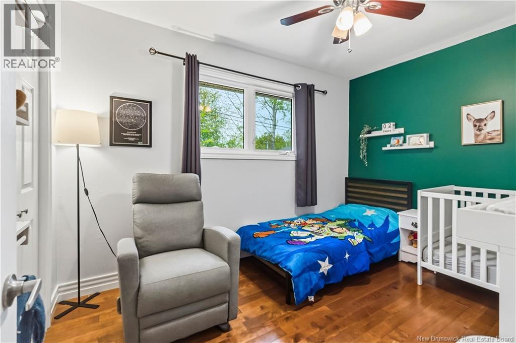 10 Manchester Crescent - 24