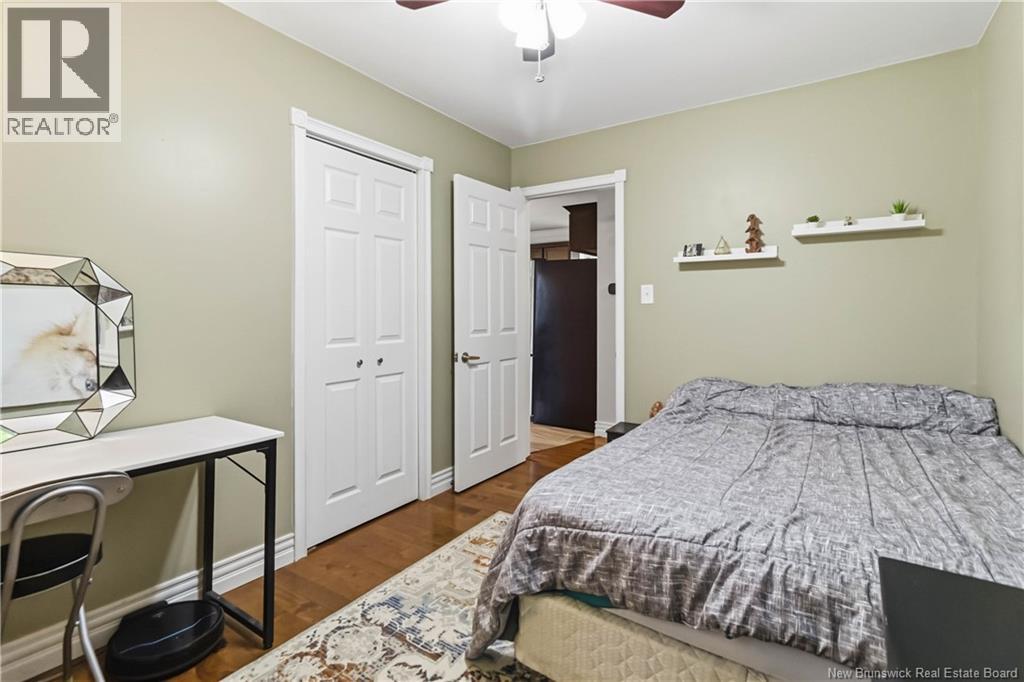 10 Manchester Crescent - 31