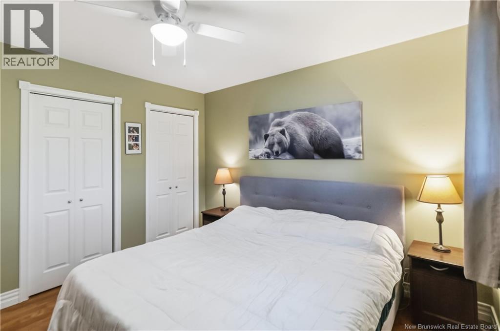 10 Manchester Crescent - 29