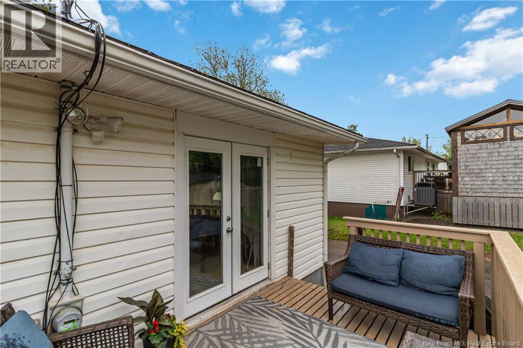 10 Manchester Crescent - 41