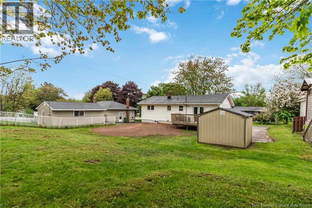 10 Manchester Crescent - 43