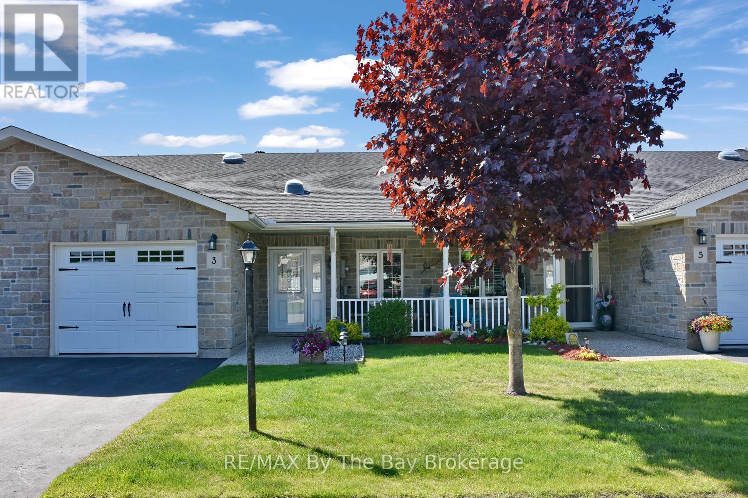 Welcome to 3 Garden Grove Crescent