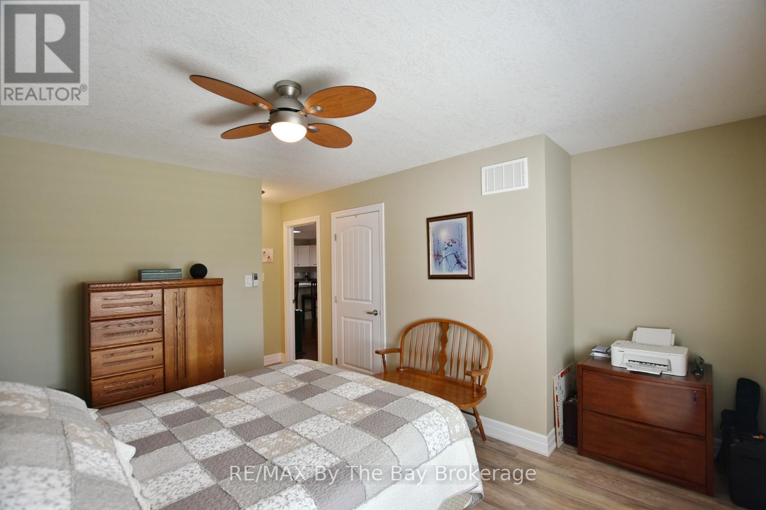 3 GARDEN GROVE CRESCENT - 31