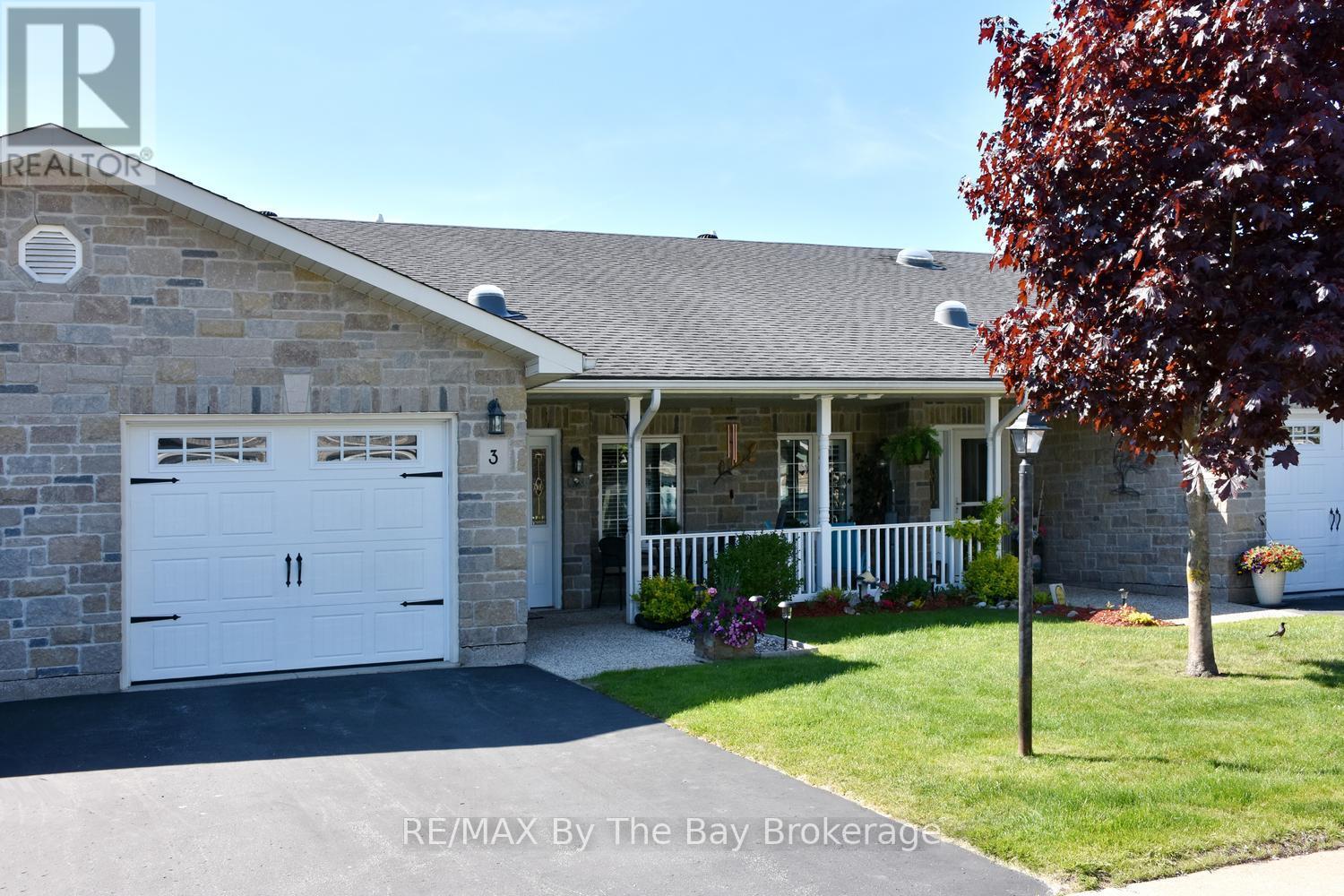3 GARDEN GROVE CRESCENT - Image 44