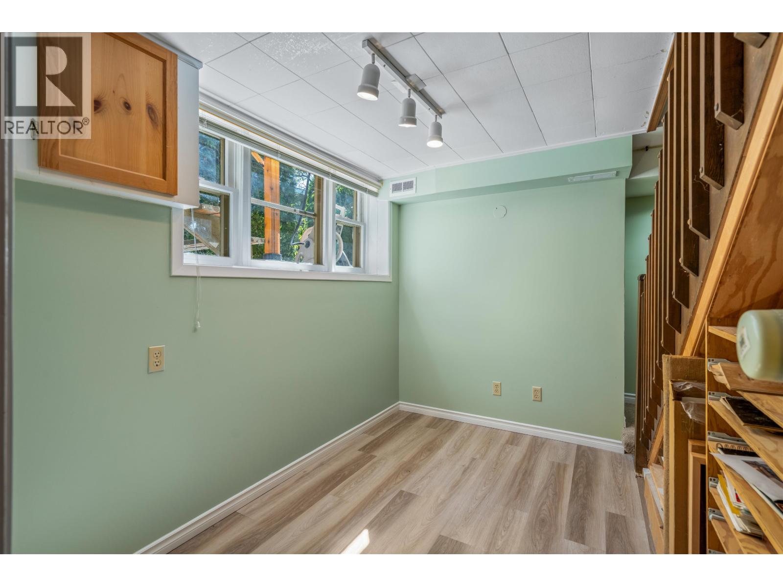 125 15TH AVENUE - 23