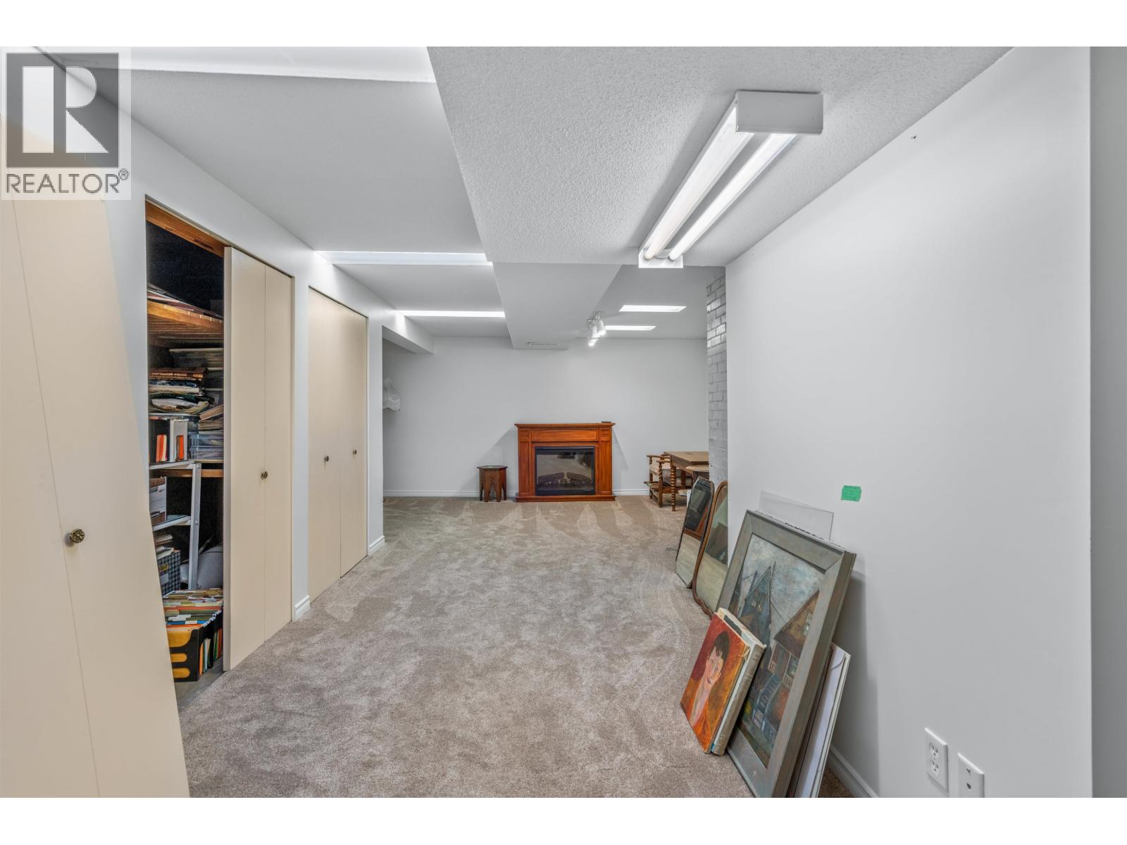 125 15TH AVENUE - 24
