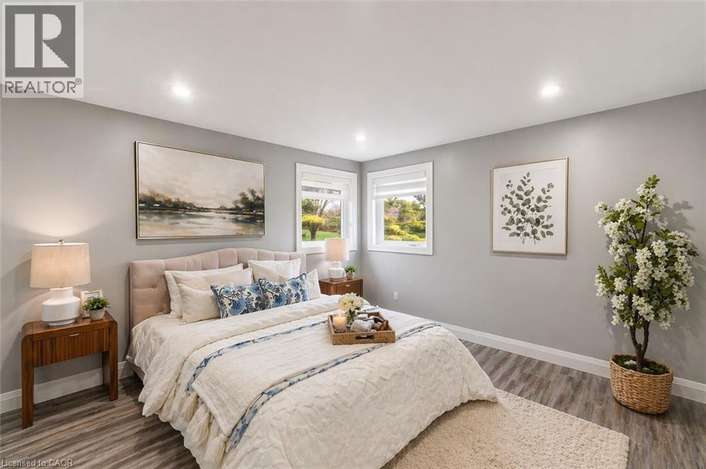 86 CARLYLE Drive - 16