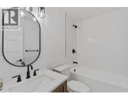 2072 Kitchener Street, Vancouver, BC V5L2W8 Photo 28
