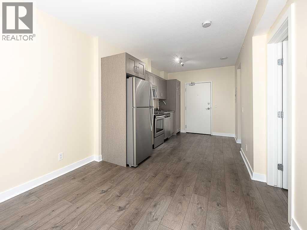 #706 30 Brentwood Common NW - 8