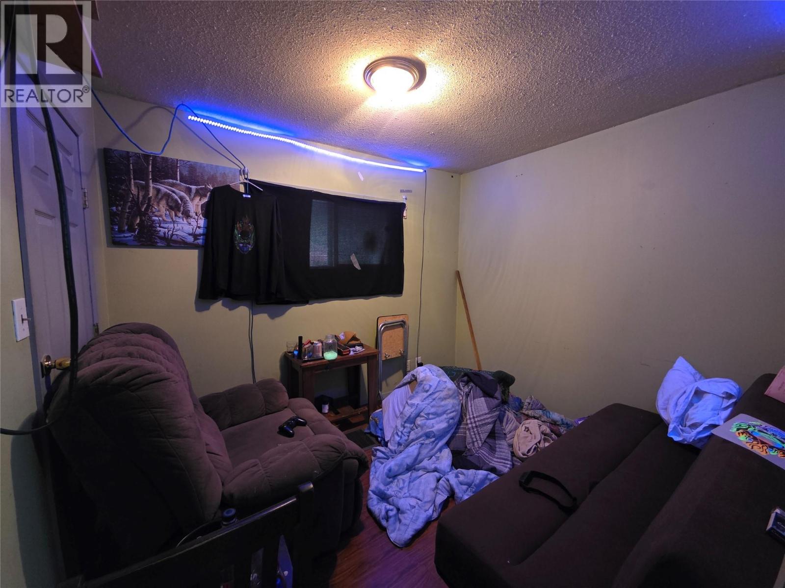 1290 Nelson Avenue - 10