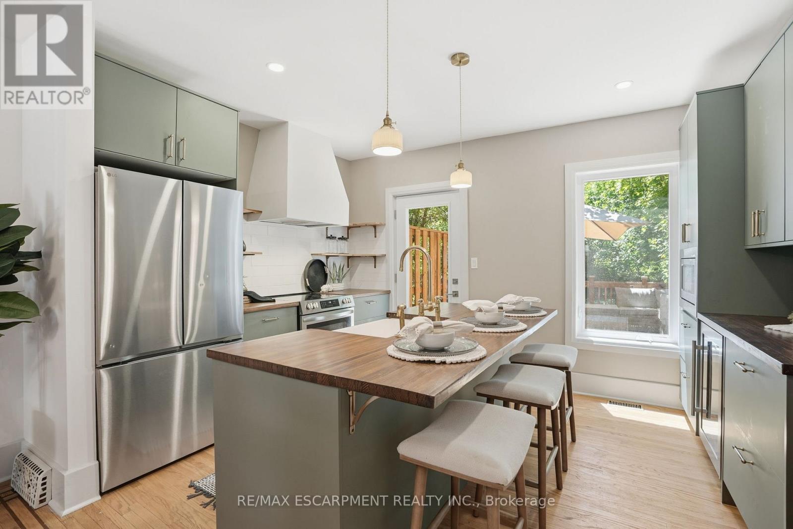 14 CUMBERLAND AVENUE - 13