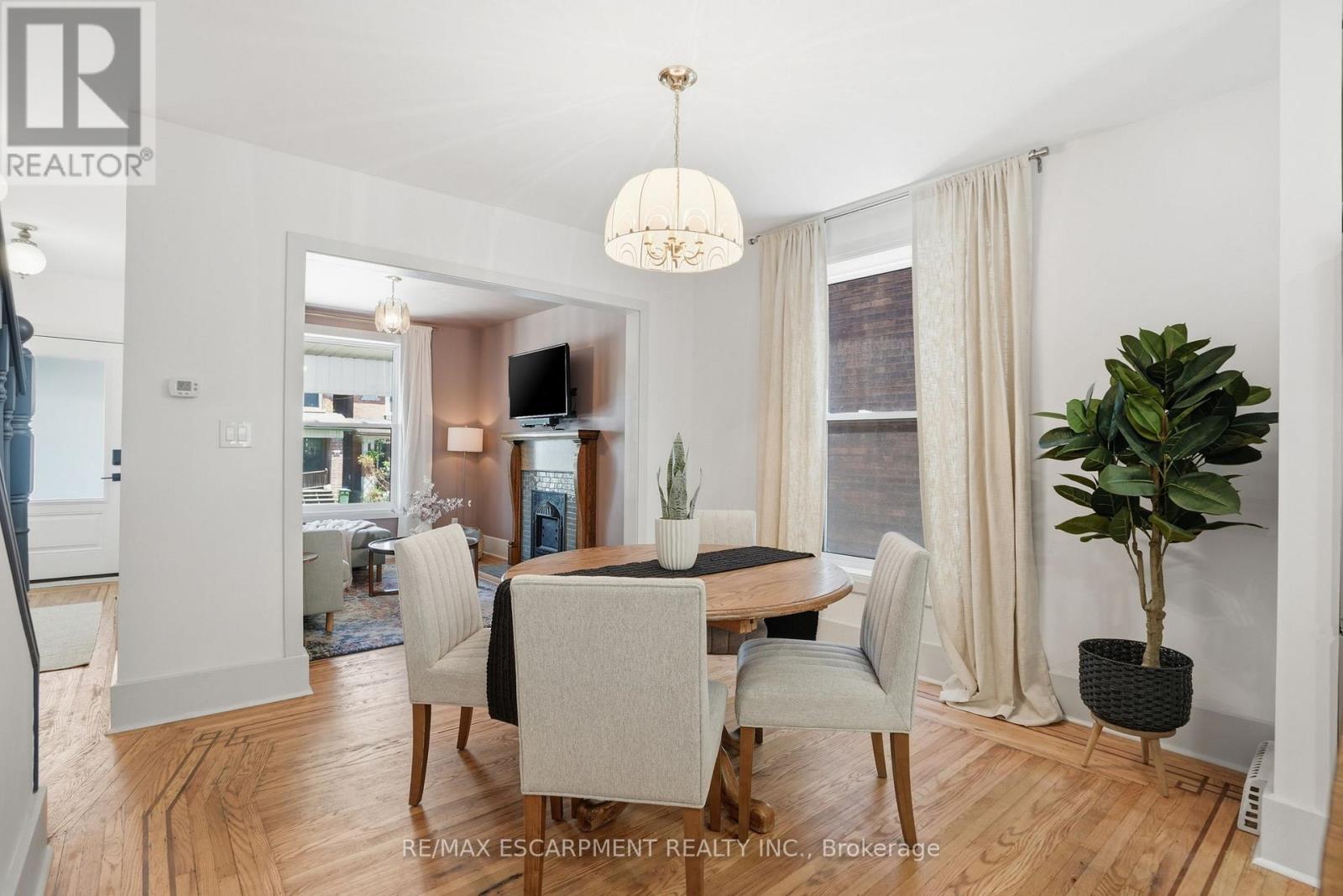 14 CUMBERLAND AVENUE - 7
