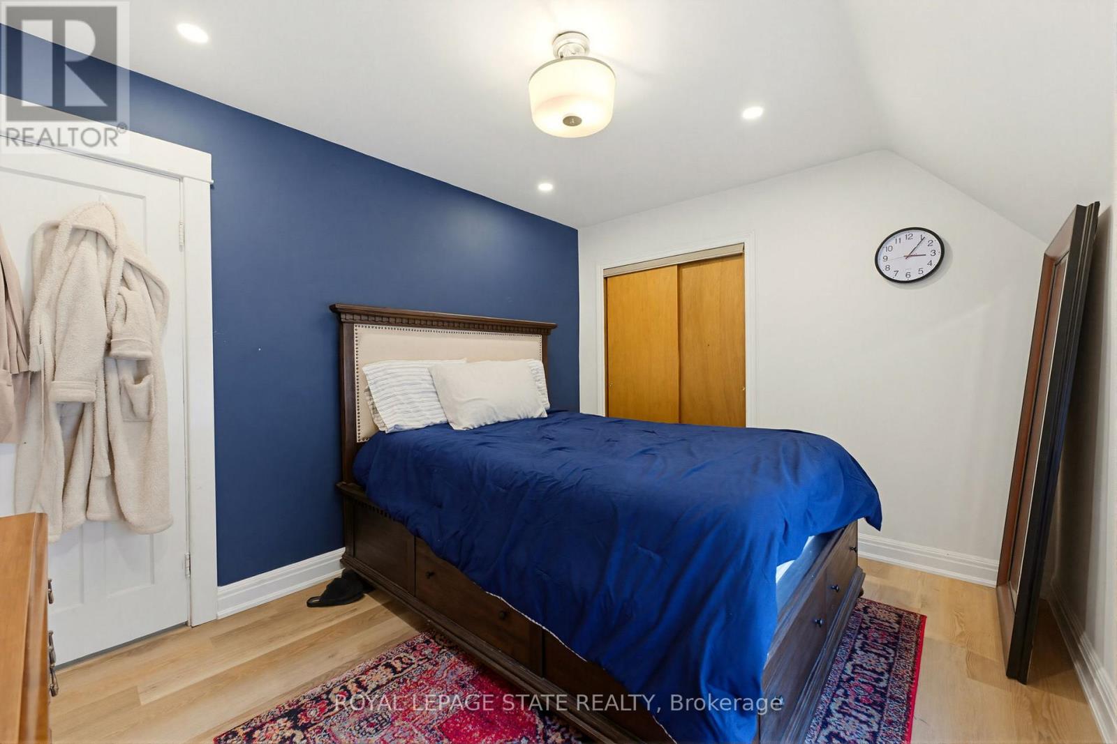 124 CAMPBELL AVENUE - 15