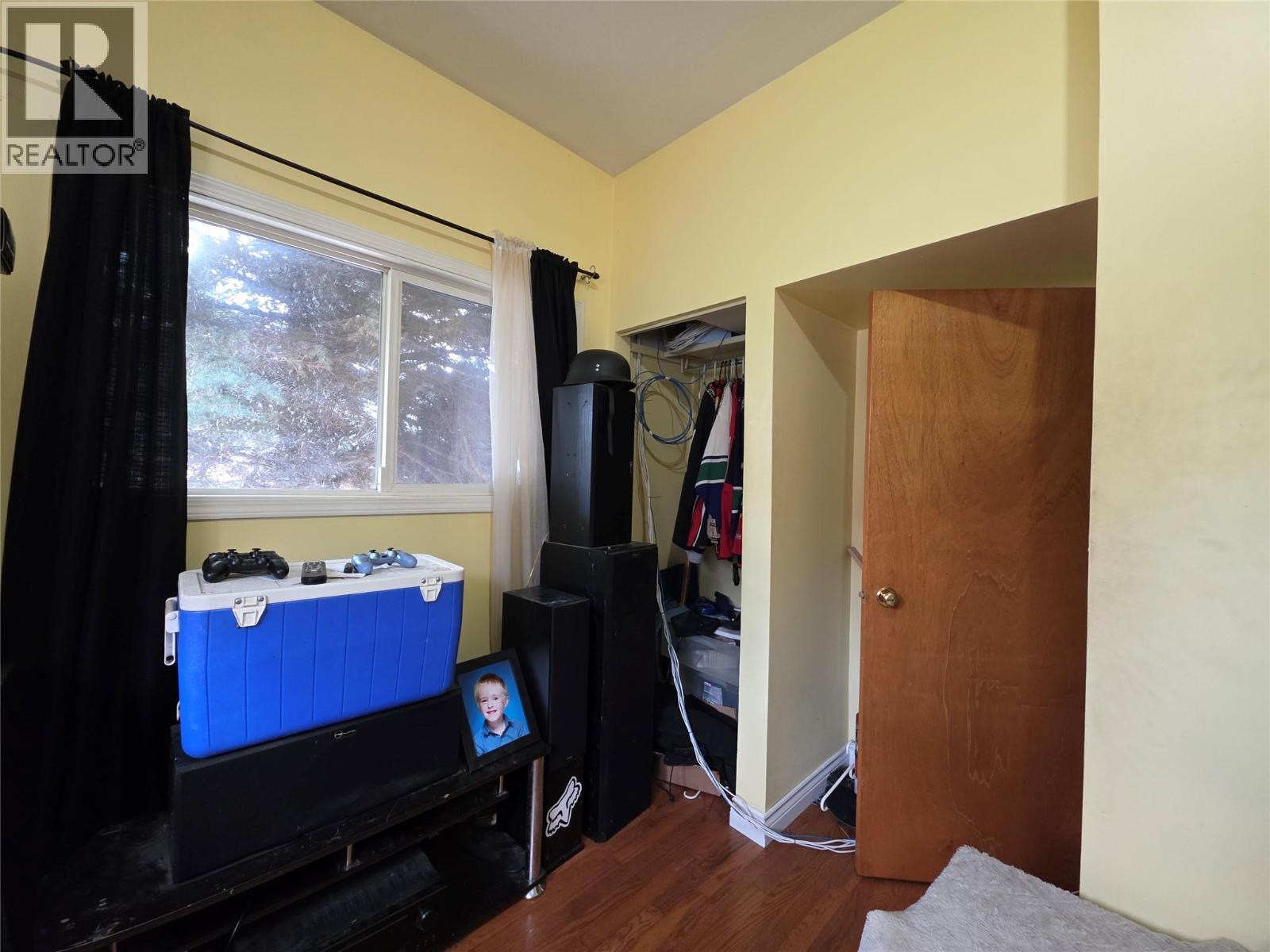 1290 Nelson Avenue - 9