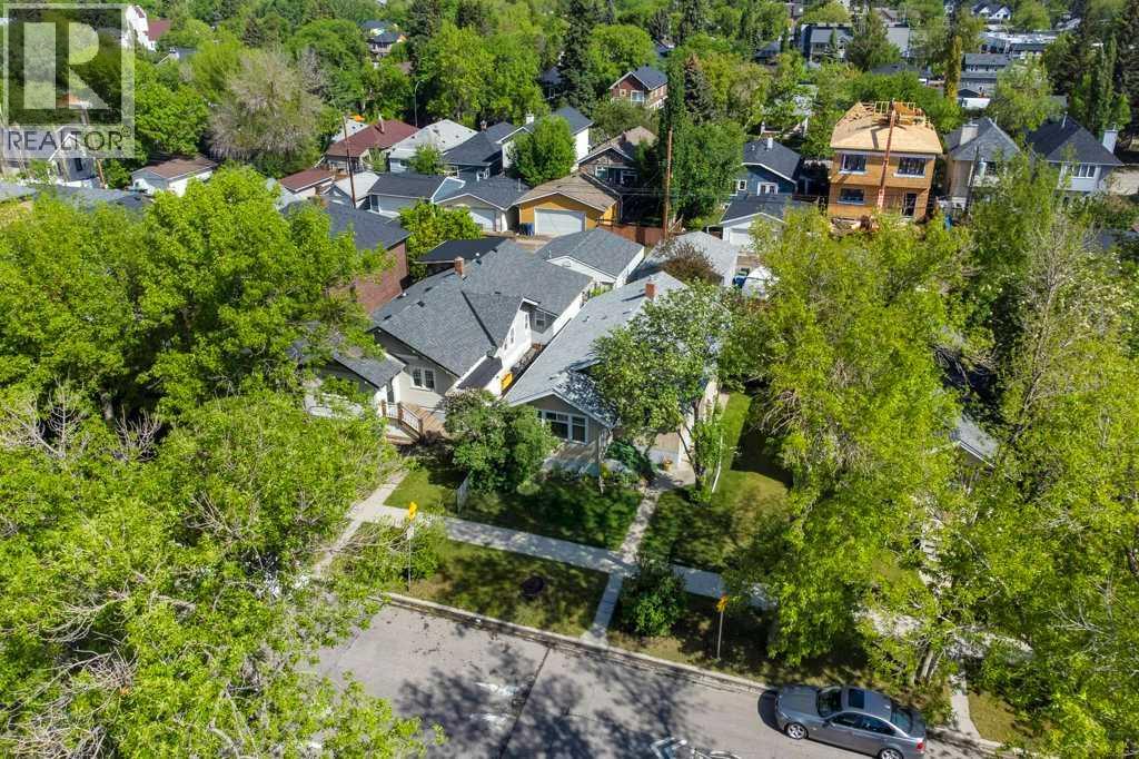 326 8 Avenue NE - 31