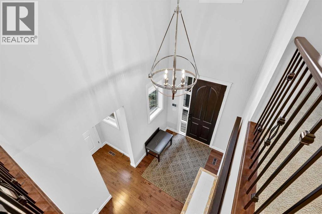 68 Westland Crescent SW - 21
