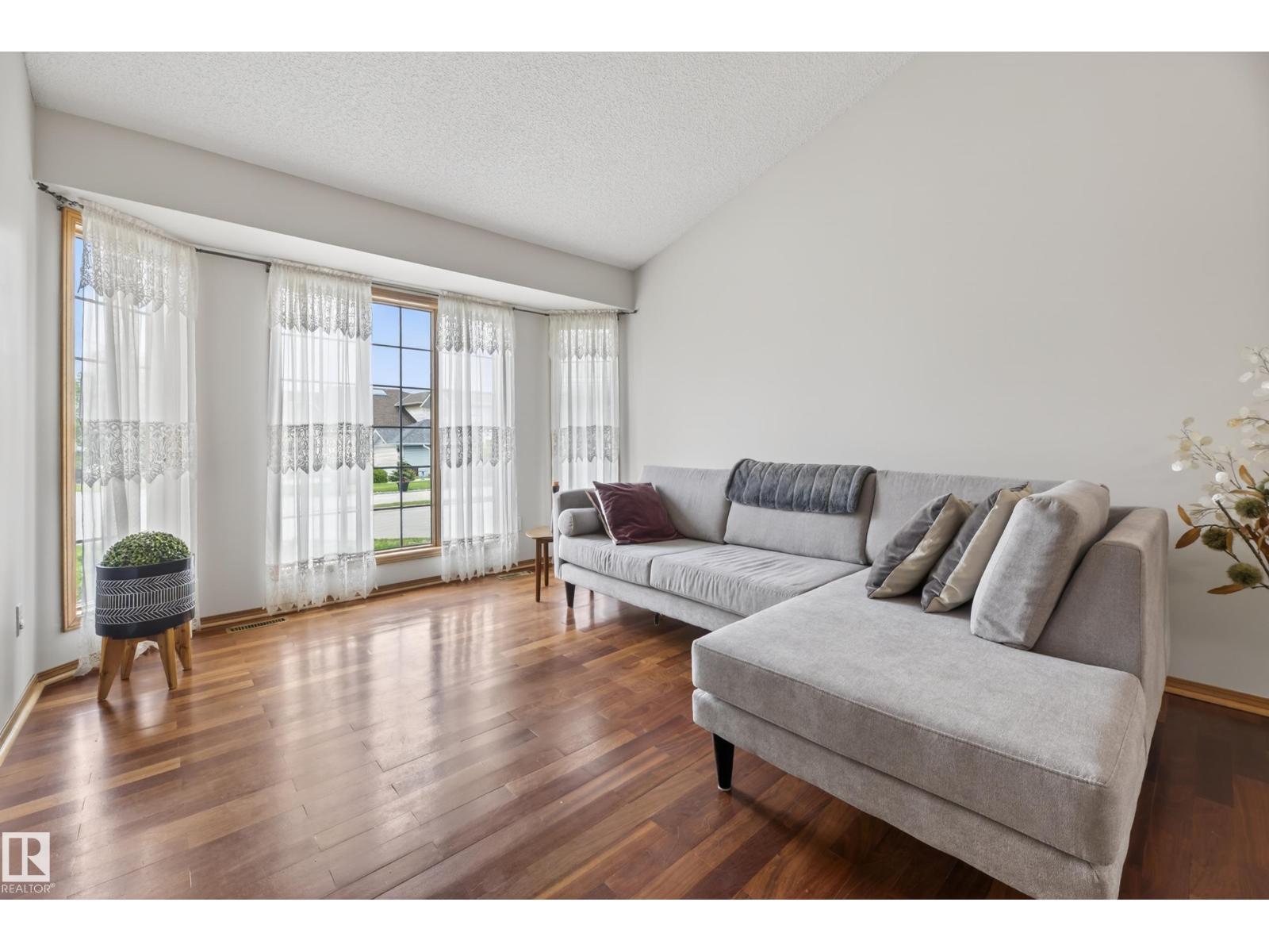 15504 63 ST NW — photo 17