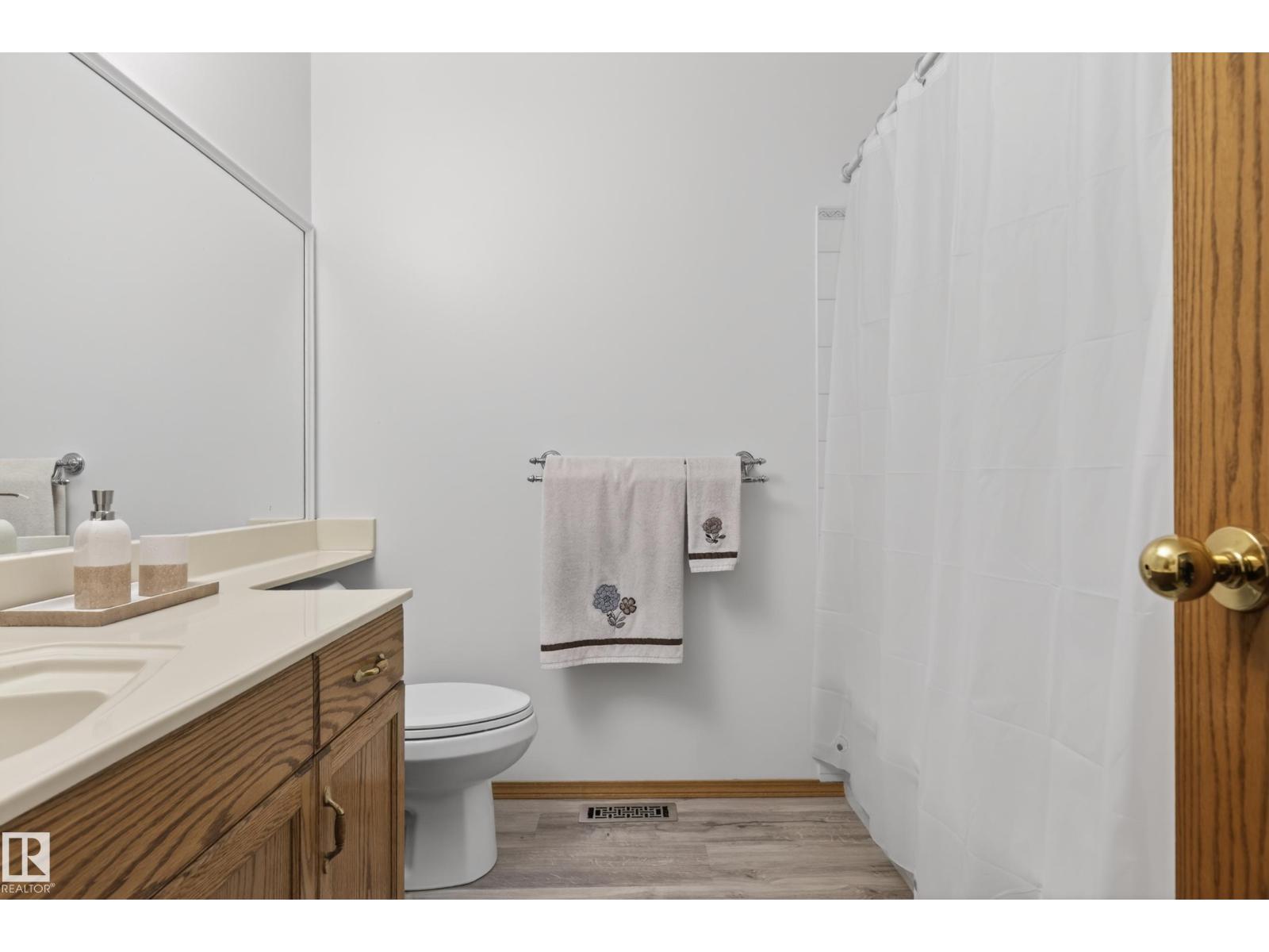 15504 63 ST NW — photo 37