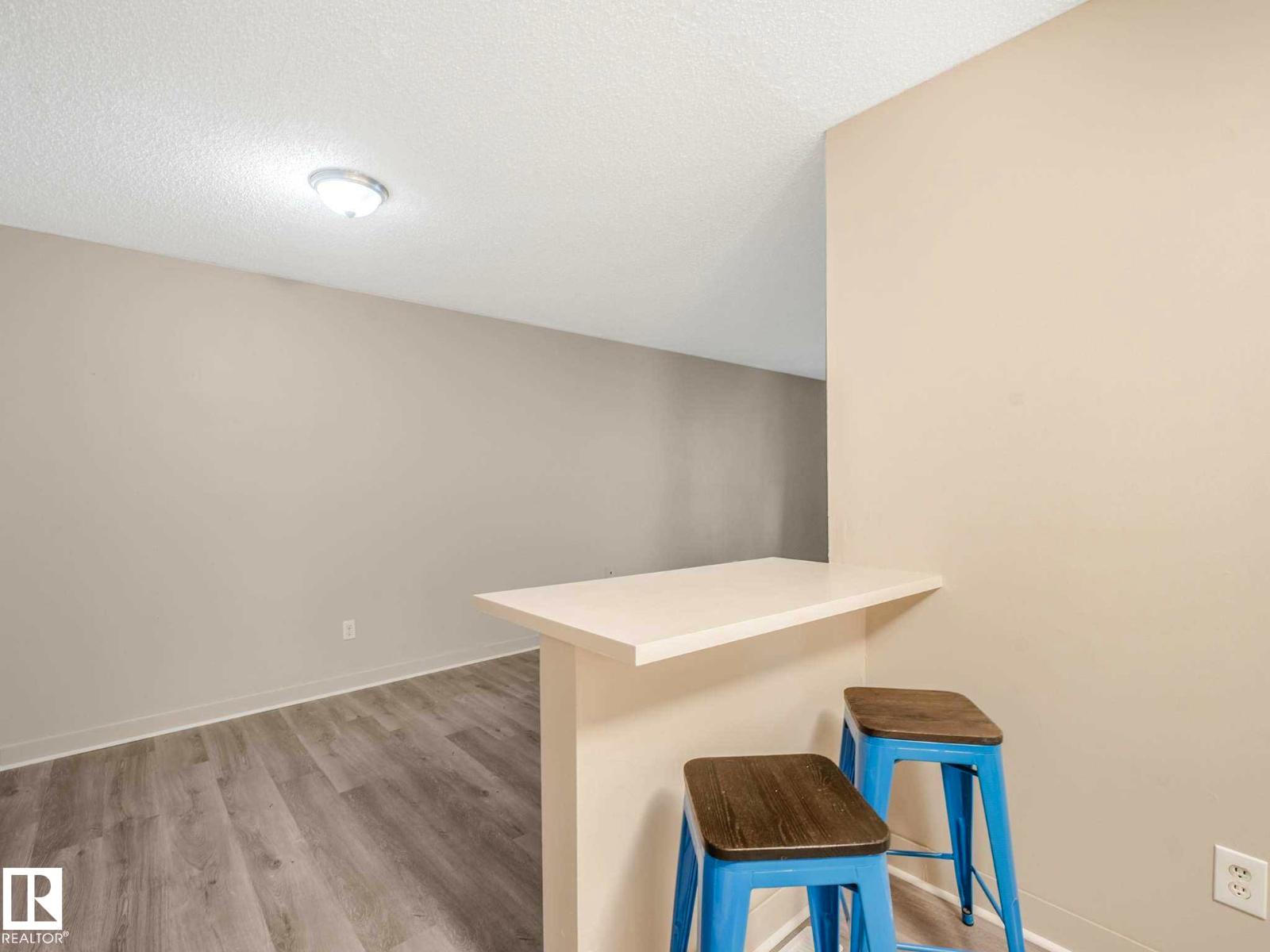 #57 3111 142 AV NW - 14