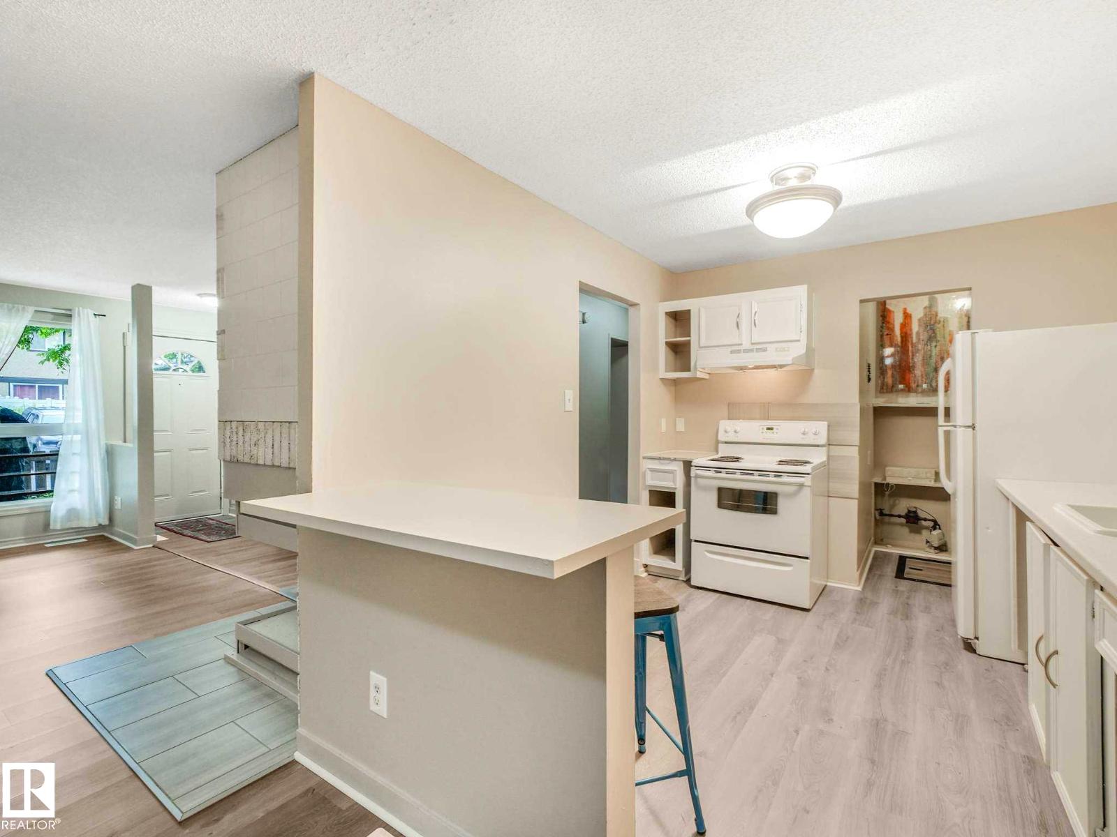 #57 3111 142 AV NW - 16