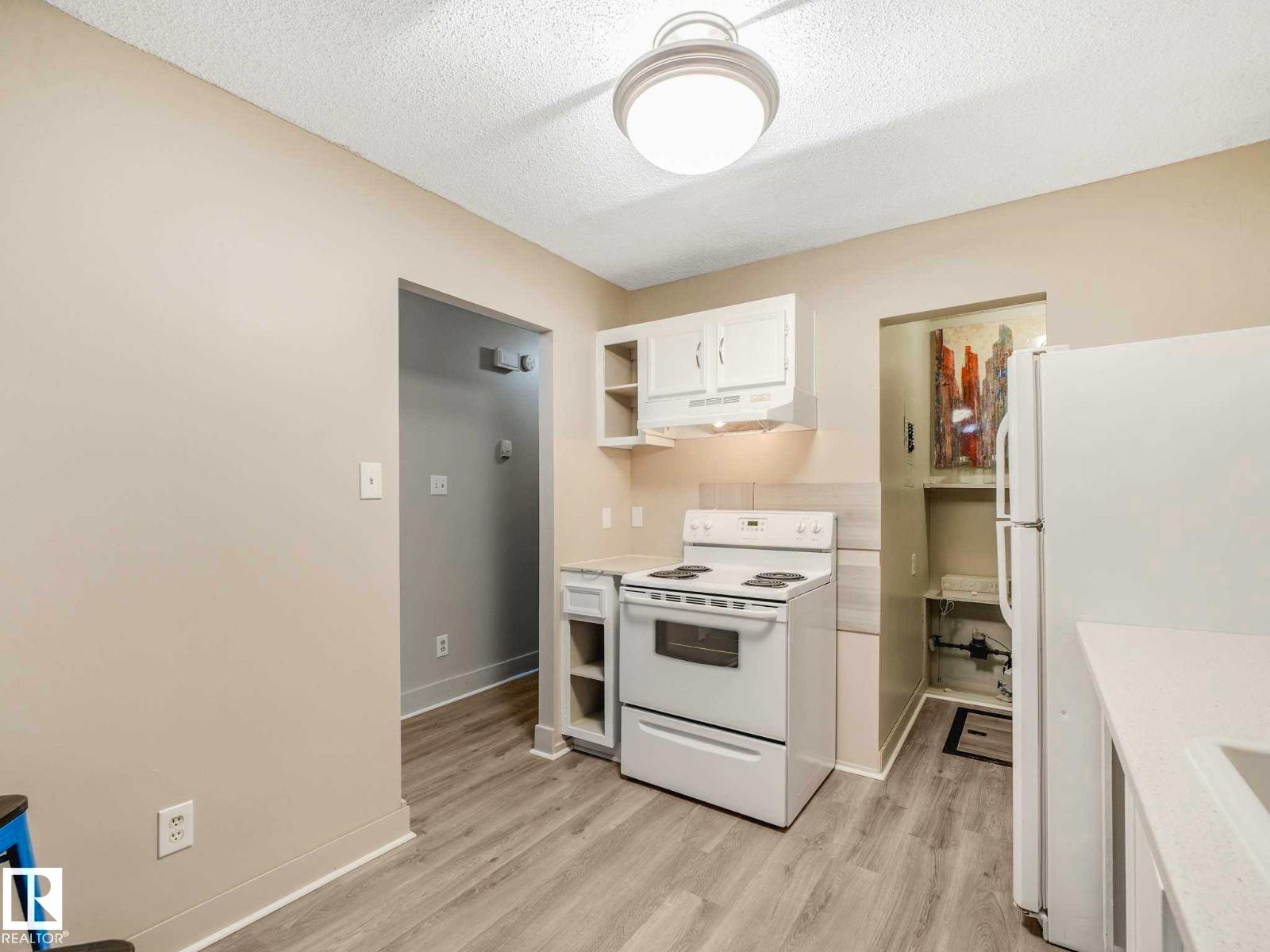 #57 3111 142 AV NW - 19