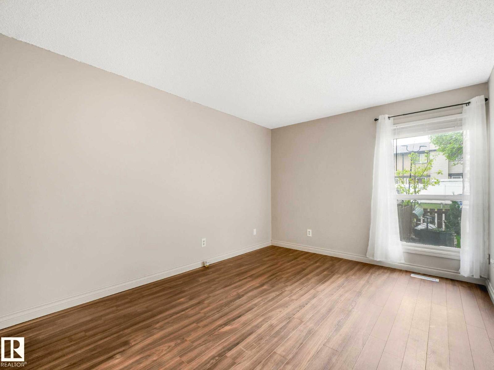 #57 3111 142 AV NW - 22