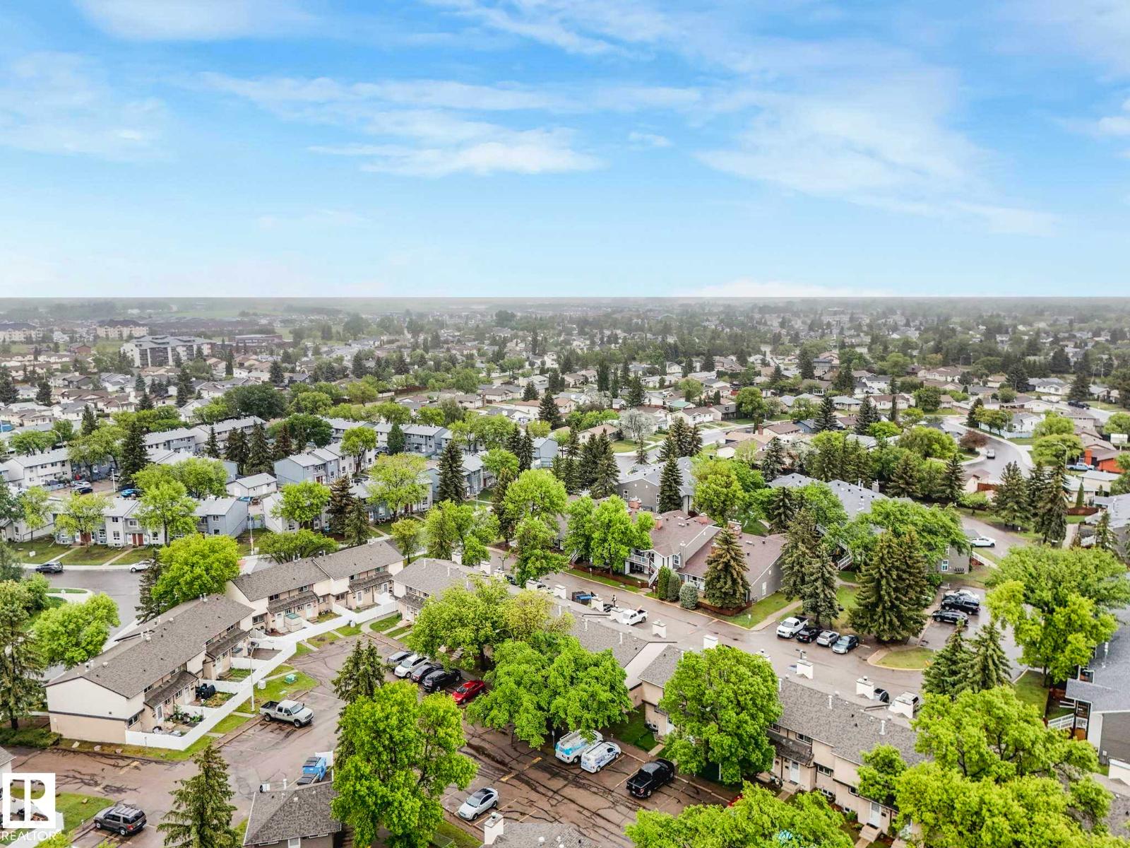 #57 3111 142 AV NW - 32
