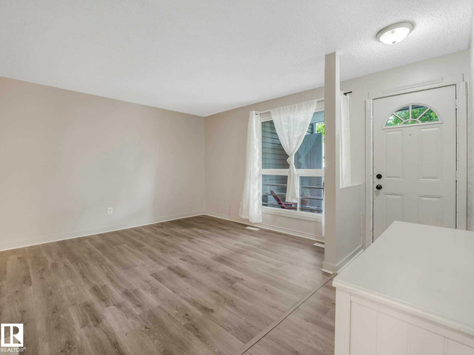 #57 3111 142 AV NW - 7