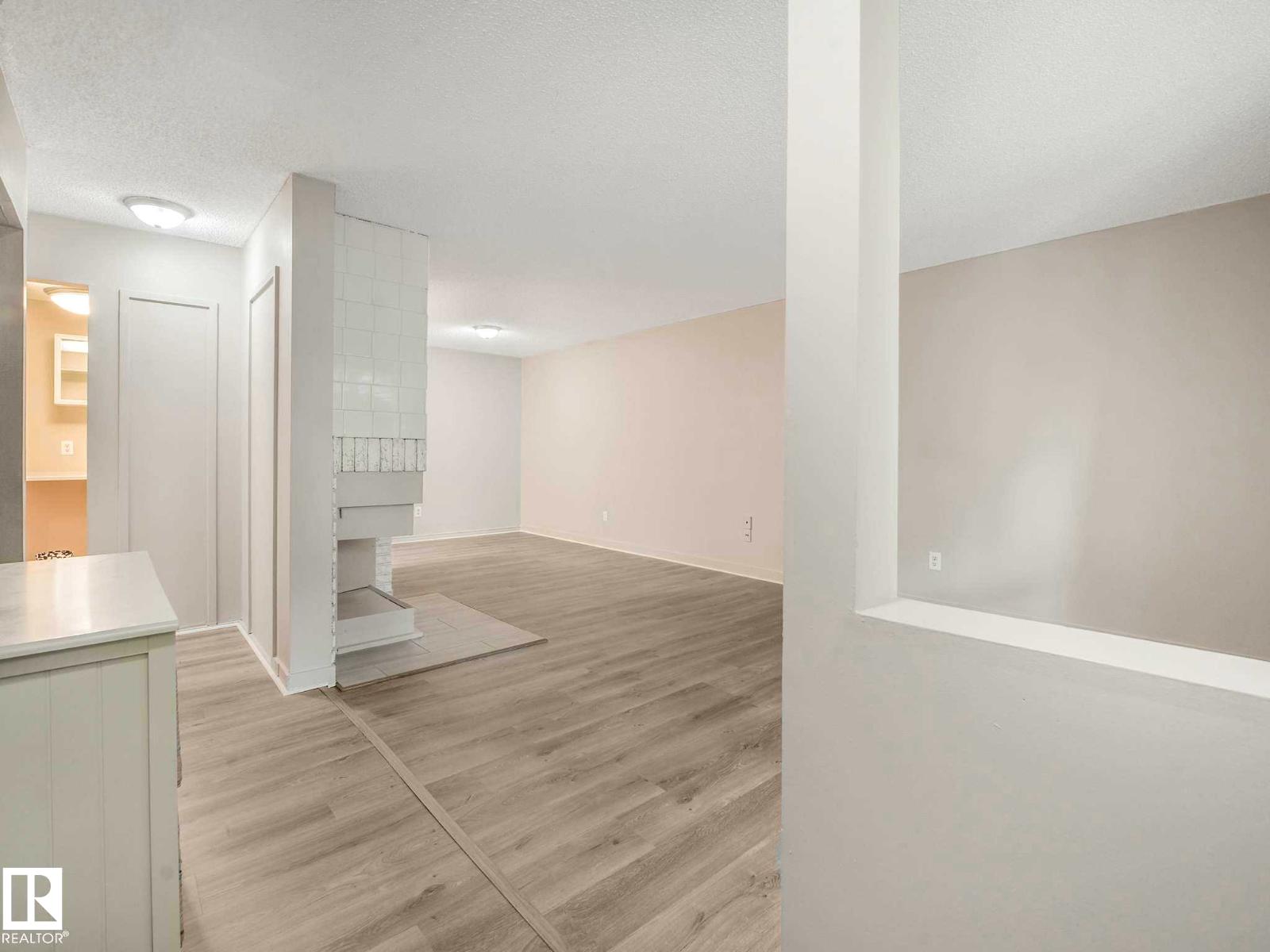 #57 3111 142 AV NW - 8