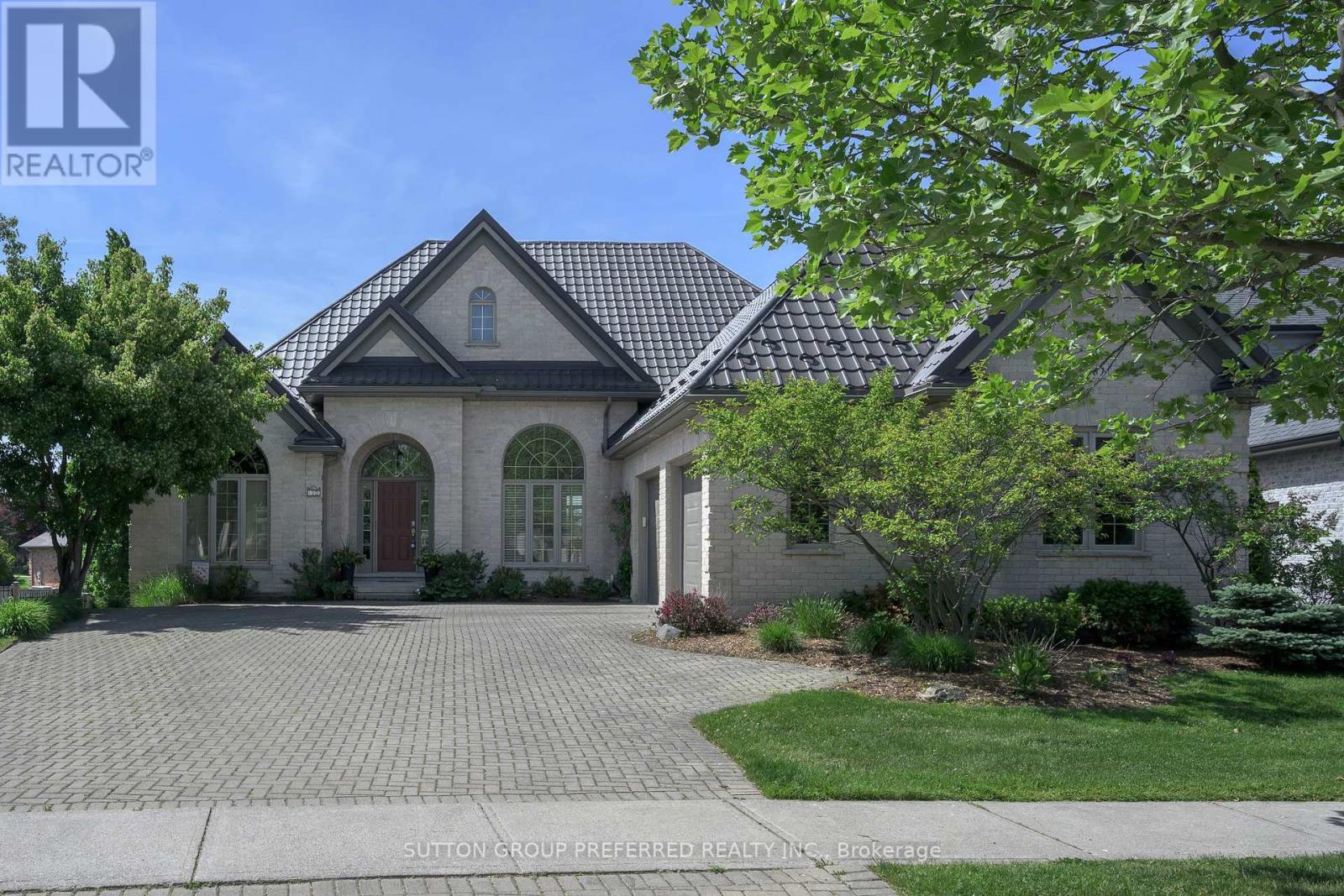 561 PLANE TREE DRIVE - Image 3
