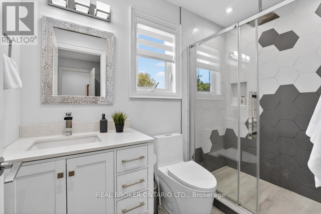 176 ALDERCREST ROAD - 28