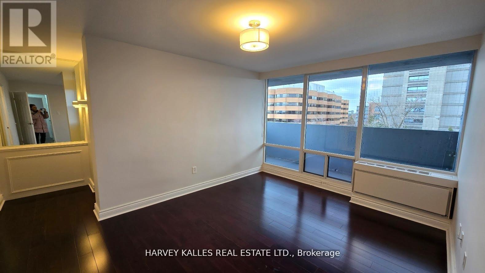 #602 3555 BATHURST STREET - 19