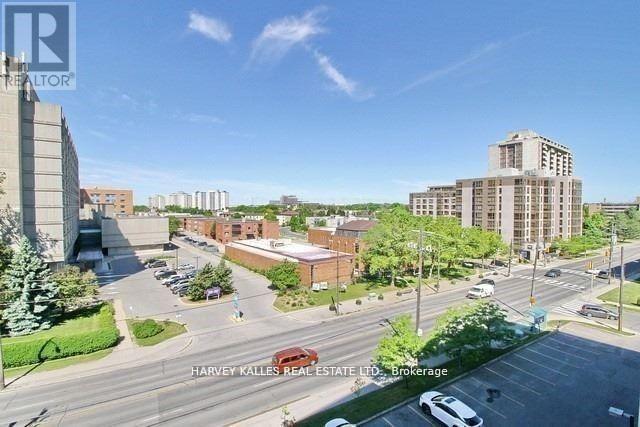 #602 3555 BATHURST STREET - 39