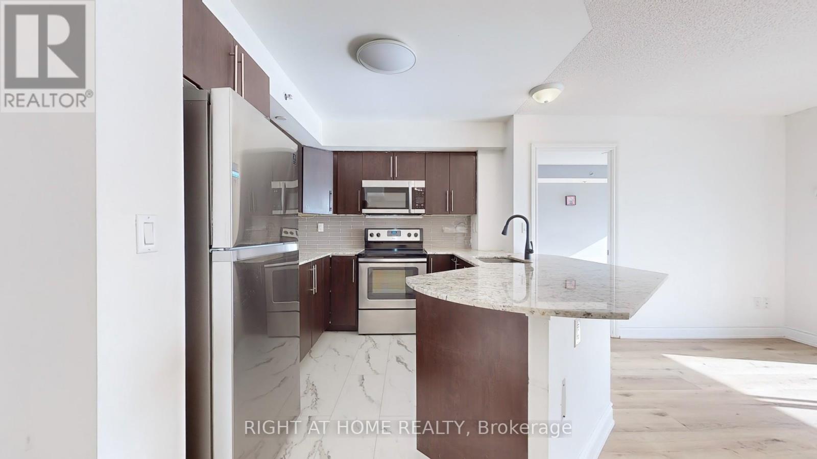 #212 760 SHEPPARD AVENUE W - 13