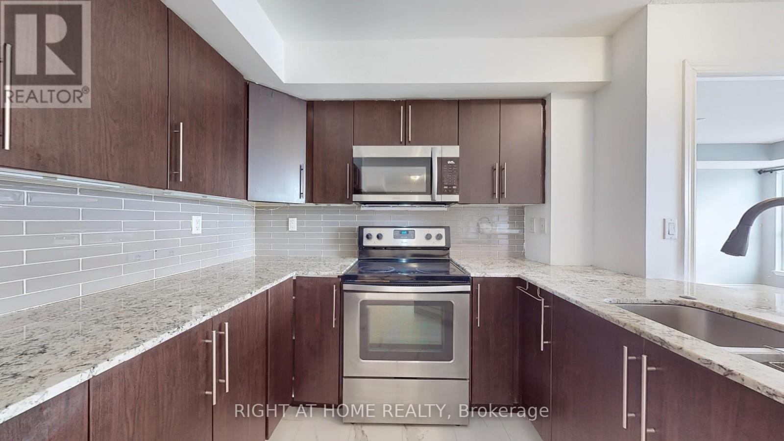 #212 760 SHEPPARD AVENUE W - 14
