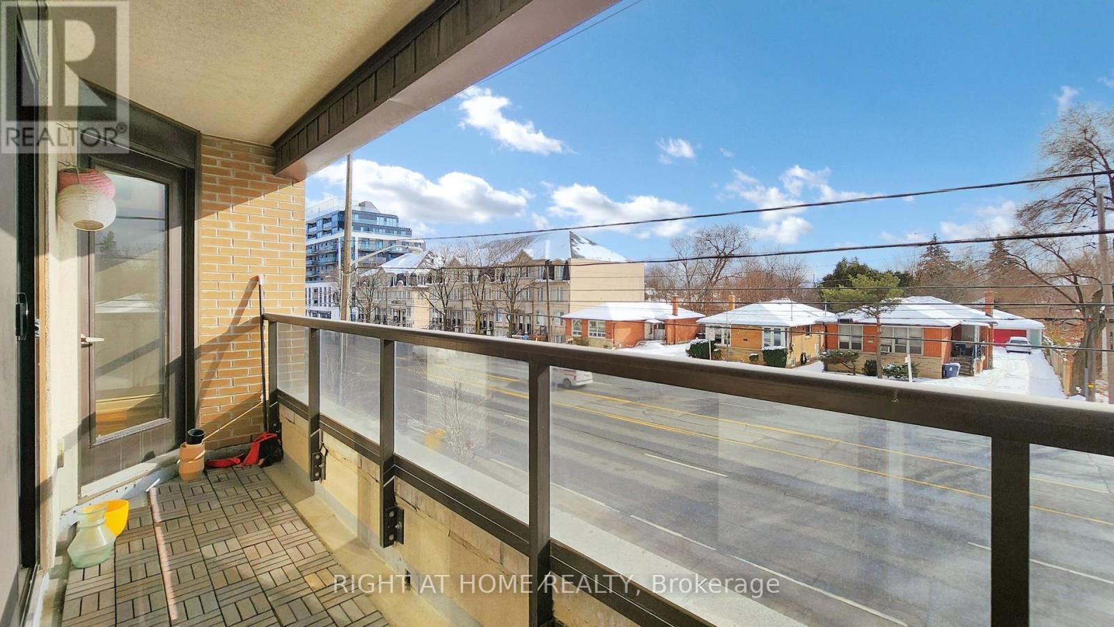 #212 760 SHEPPARD AVENUE W - 34