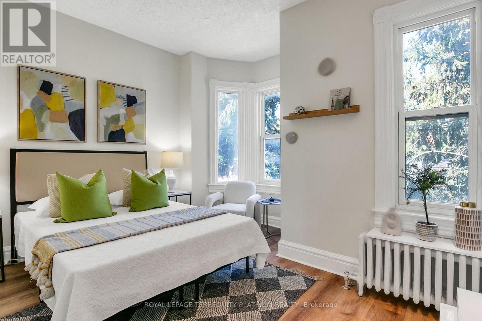 405 BROCK AVENUE - 15