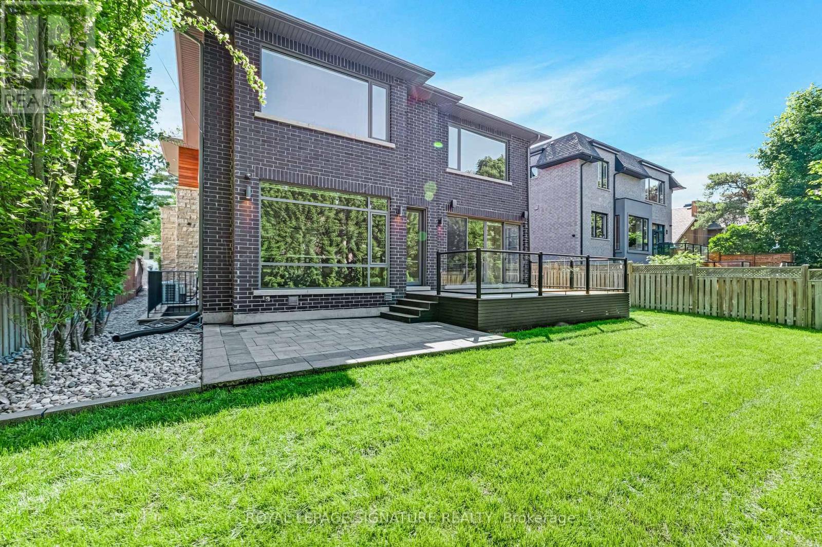 9 FORDHAM PLACE - 46