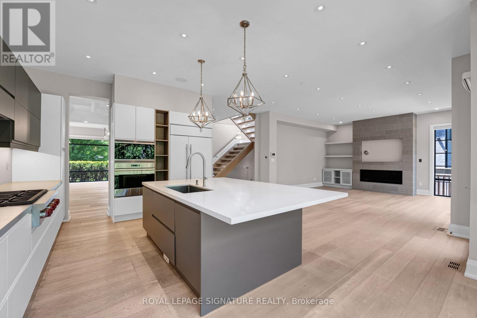 9 FORDHAM PLACE - 7