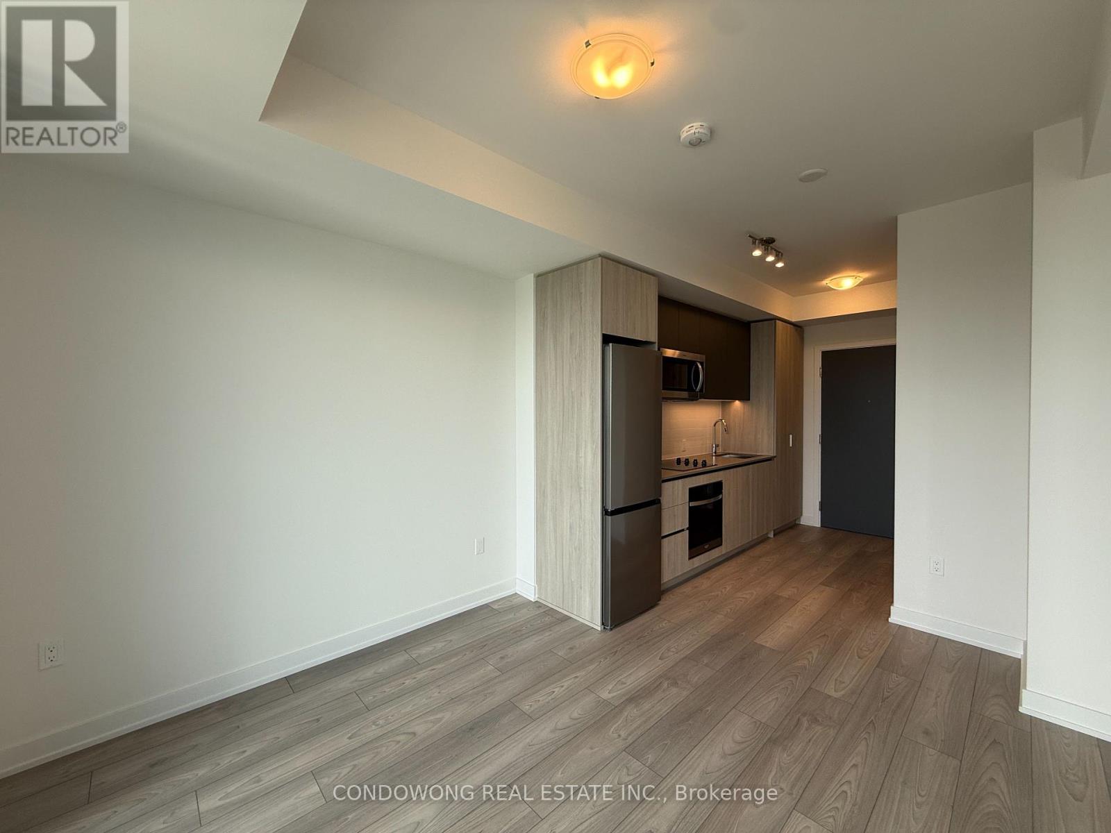 Listing photo of 3211 - 5858 YONGE STREET